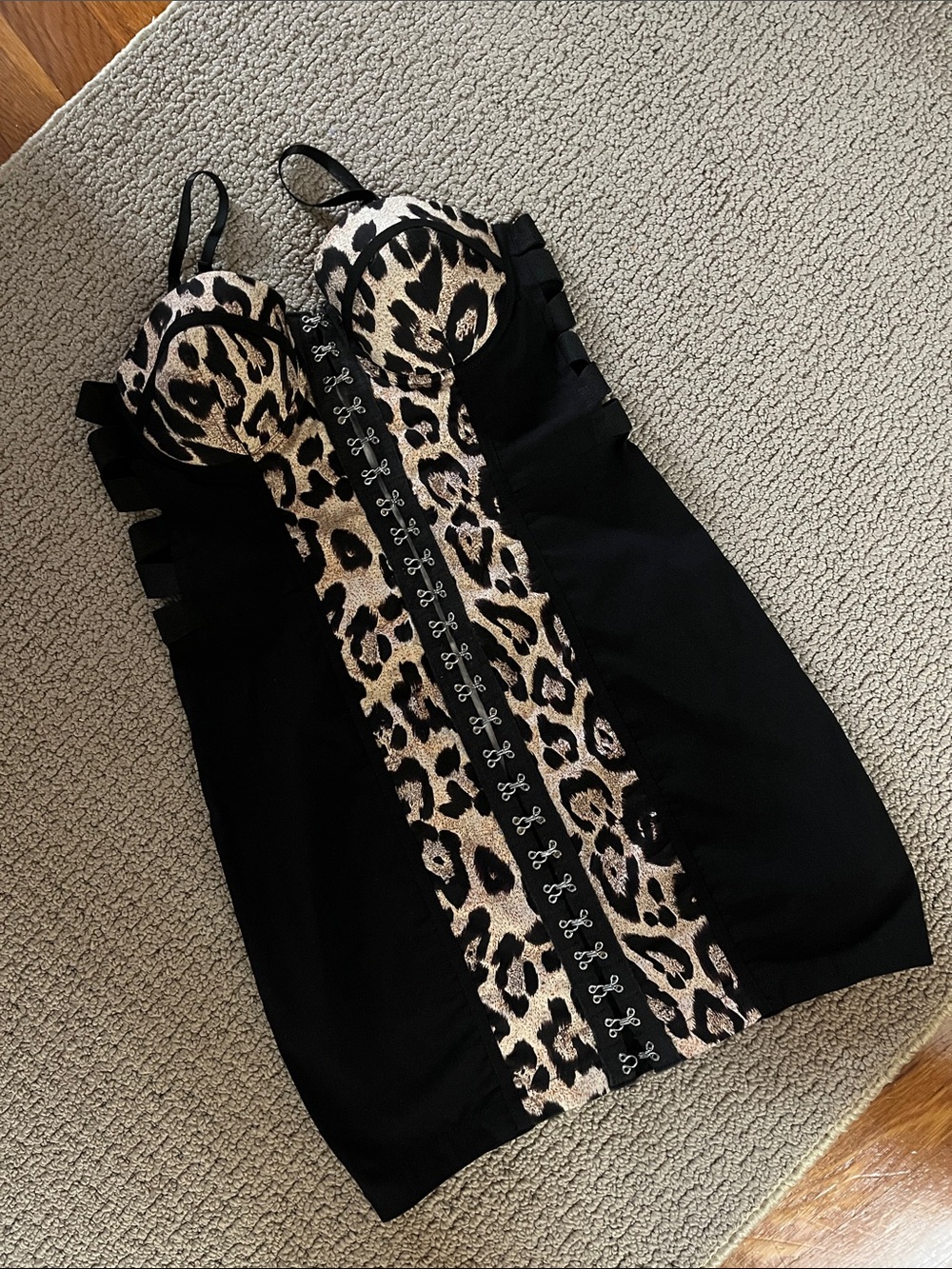 Leopard Print Dress size L padded sculpt cups. Cotton spandex
